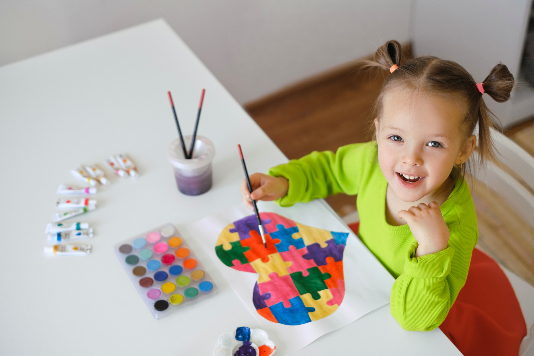 Girl Painting Puzzle